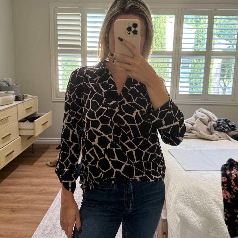 Anne Klein Giraffe Print Blouse